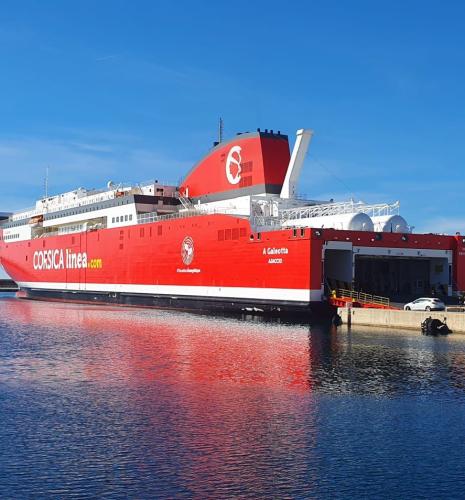 Améliorer la qualité de l'air sur les ferries et dans les villes portuaires