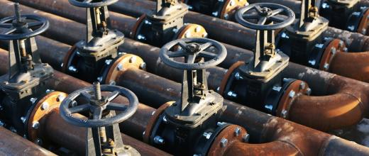 Comprendre les origines de la corrosion grâce la modélisation moléculaire  -	le cas des aciers inoxydables en milieu CO2  -