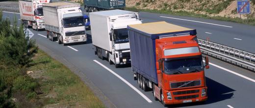 Etude DGEC : IFPEN publie une synthèse des émissions de GES et de polluants des poids lourds